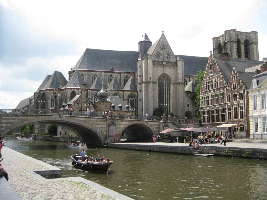 Riverside Cafes and Restaurants
