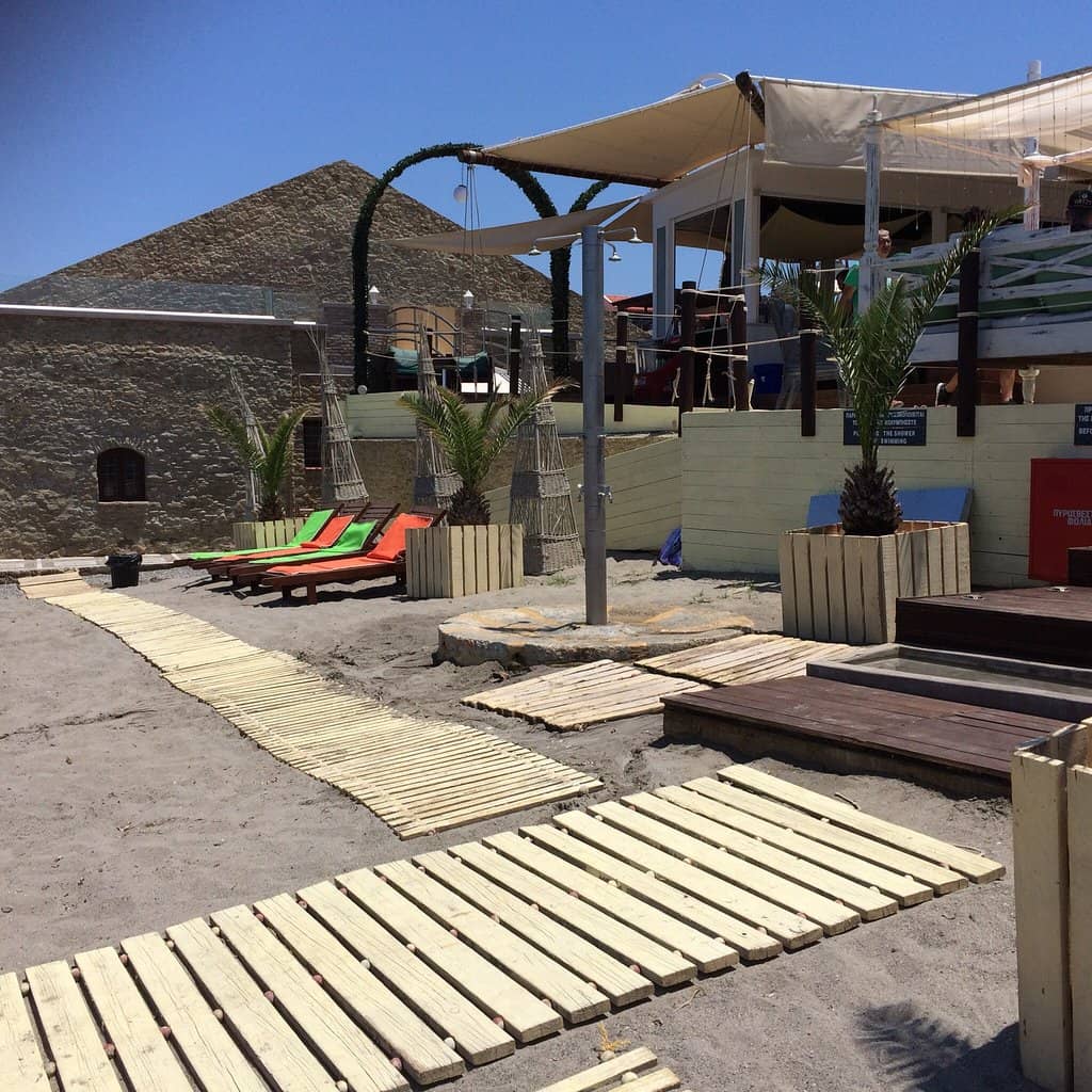 Thodorou Islet Views