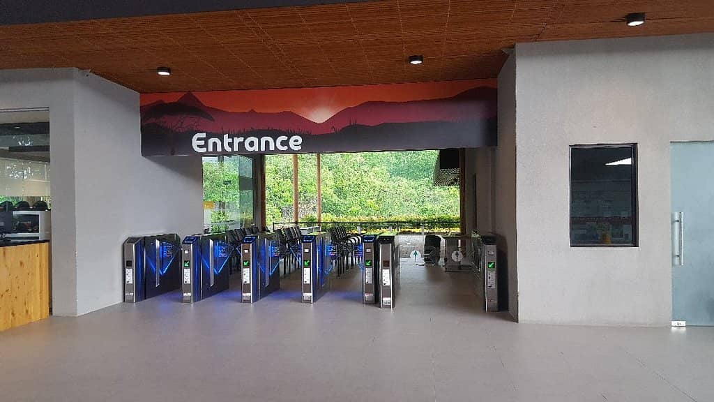 Avian Wonders Bird Show