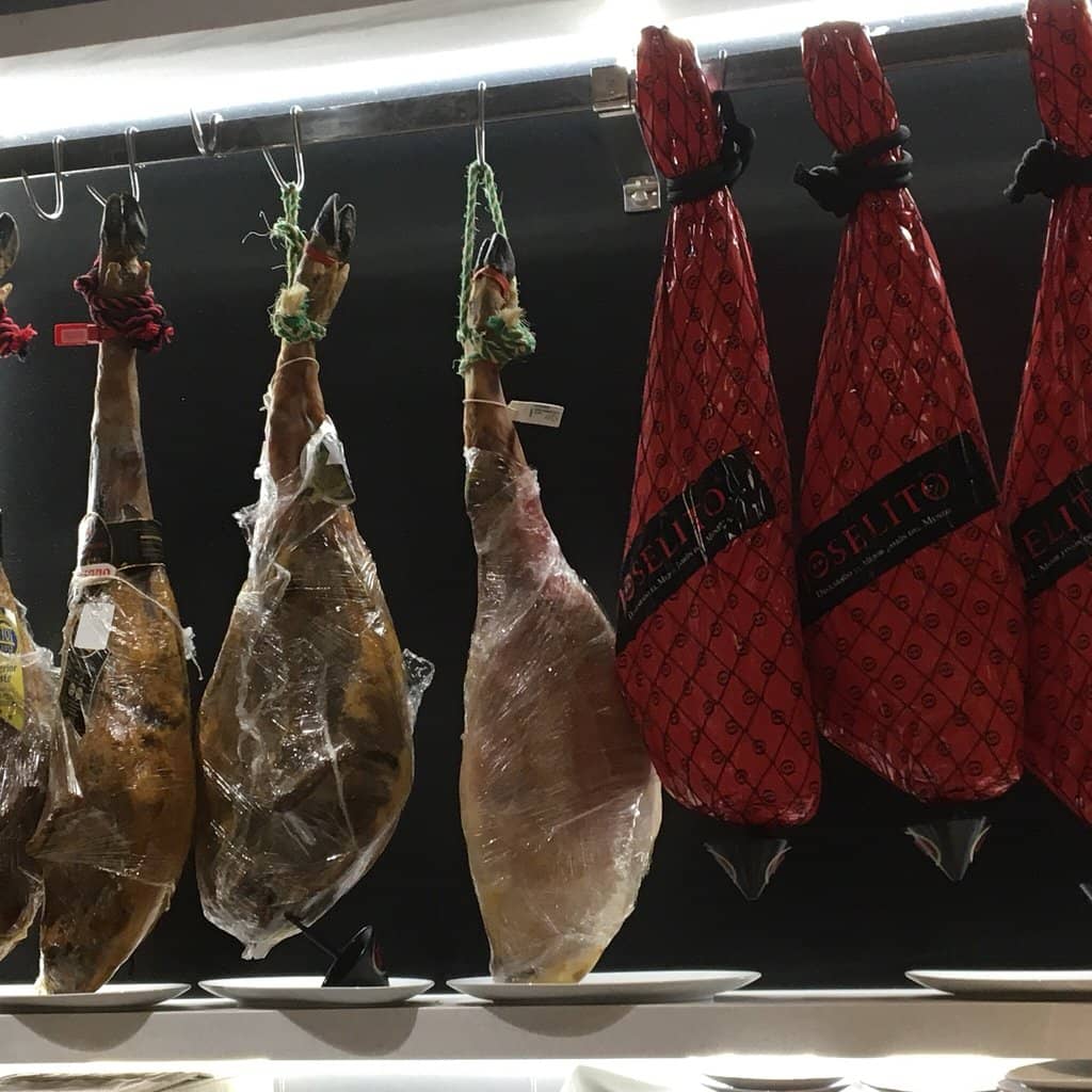 Fashion & Electronics Hub