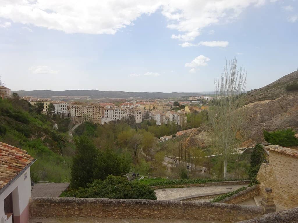 Architectural Simplicity and Buttresses