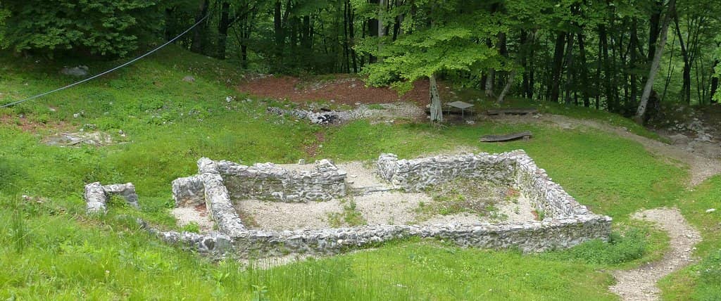 Neolithic Settlement Traces