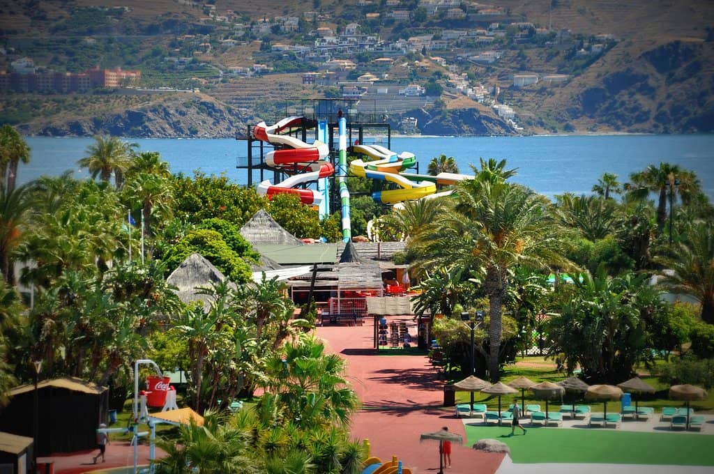 Splash Pools & Toboggan Rides