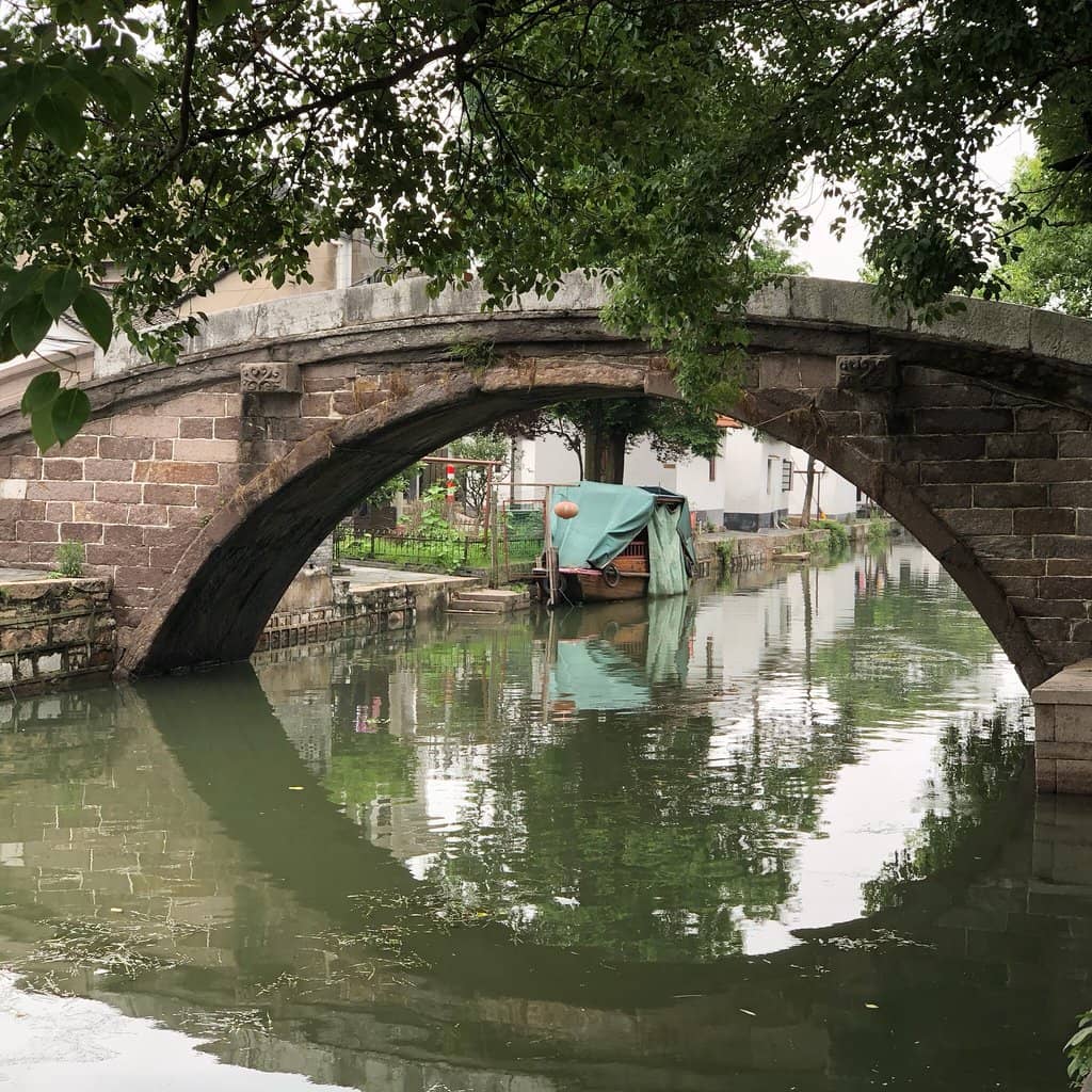 Local Crafts & Snacks