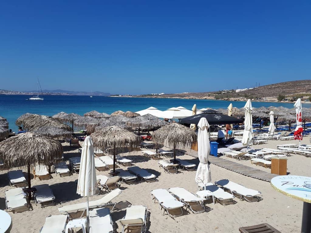 Beach Club Ambiance