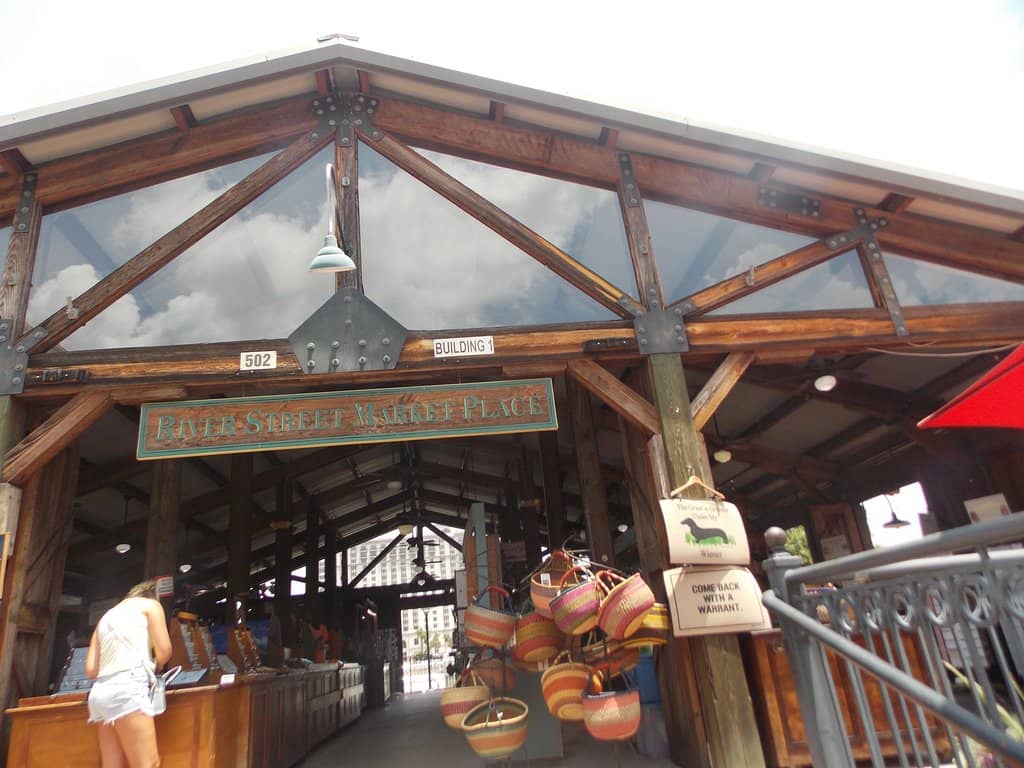 Unique Independent Stalls