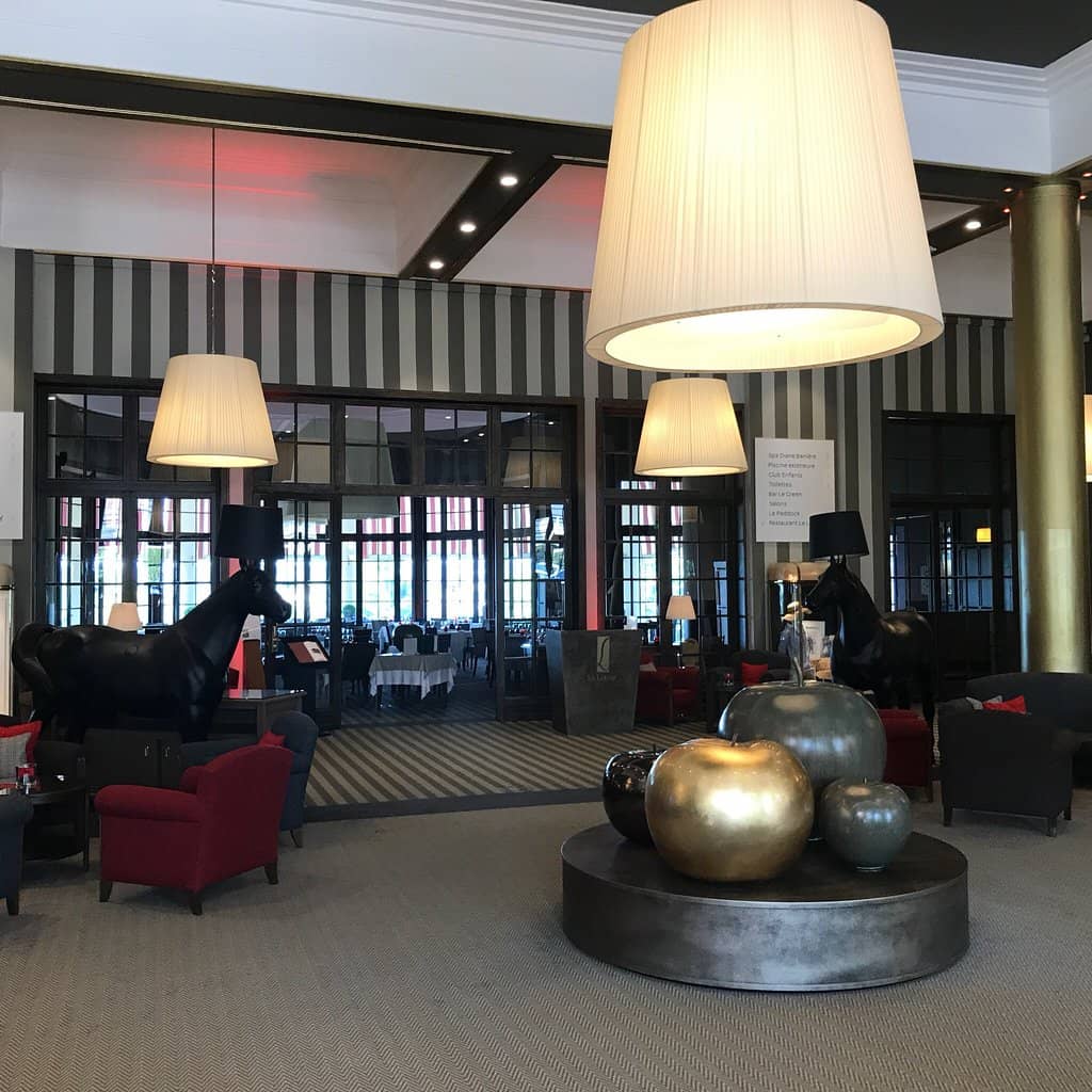 Post-Golf Ambiance
