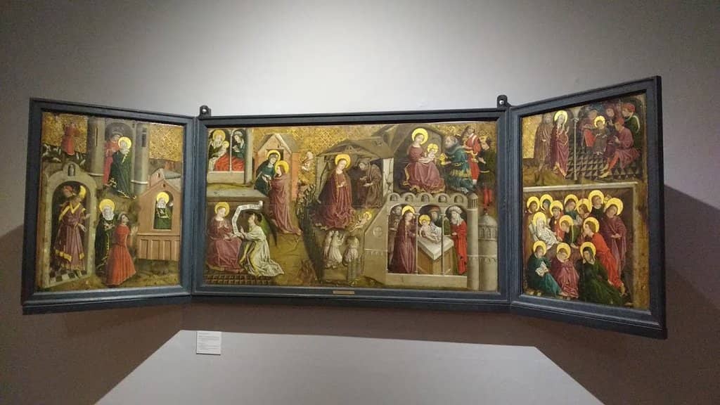 Museum Courtyard & Cafe