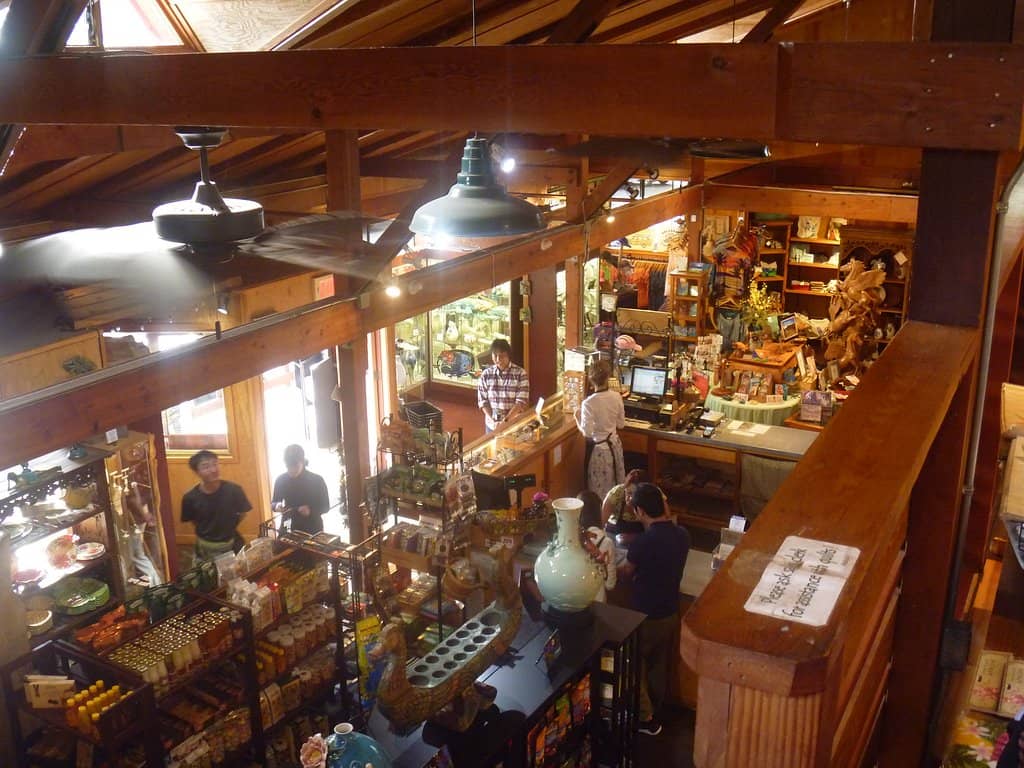 Gourmet Snacks & Foods