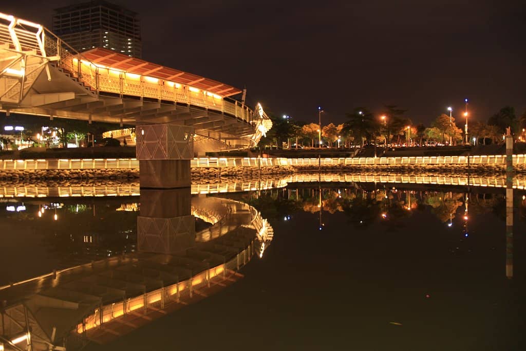 Riverside Promenade