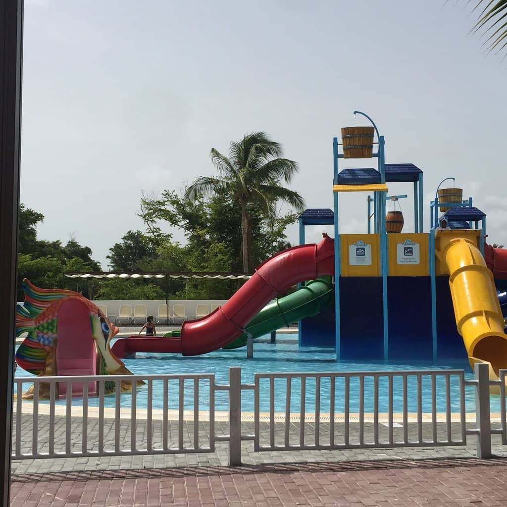 Lazy River & Wave Pool