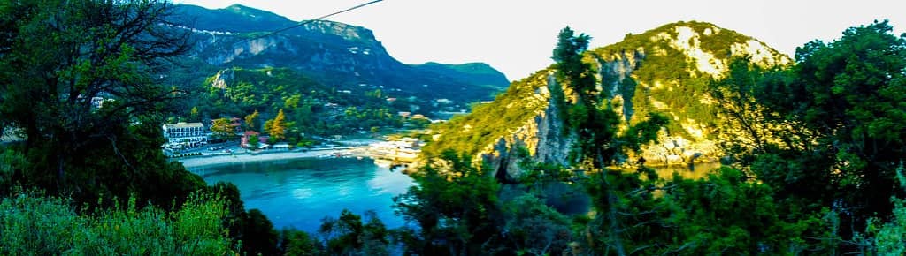 Secluded Cove Vibe