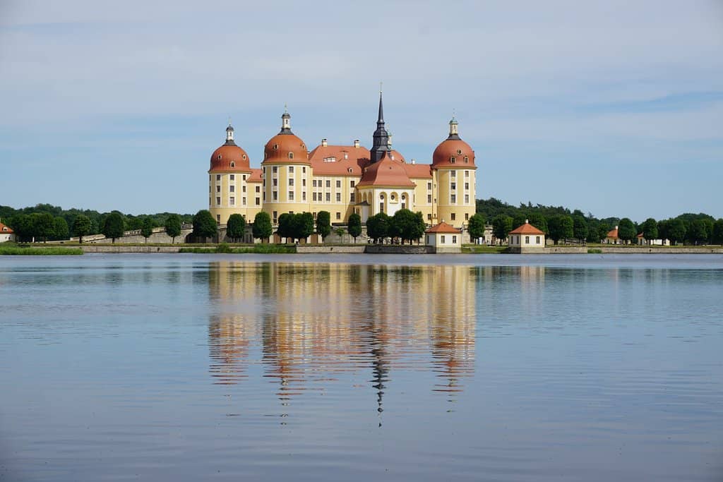 Immersive HistoPad Tour