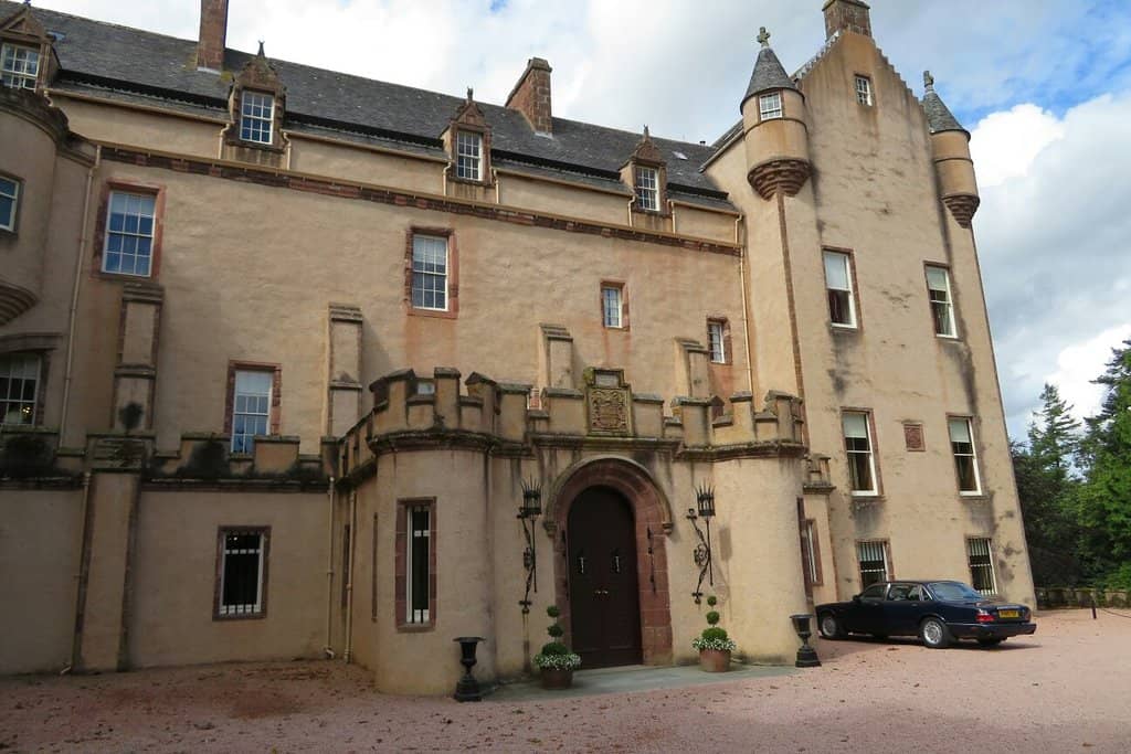 Lavish Edwardian Interiors