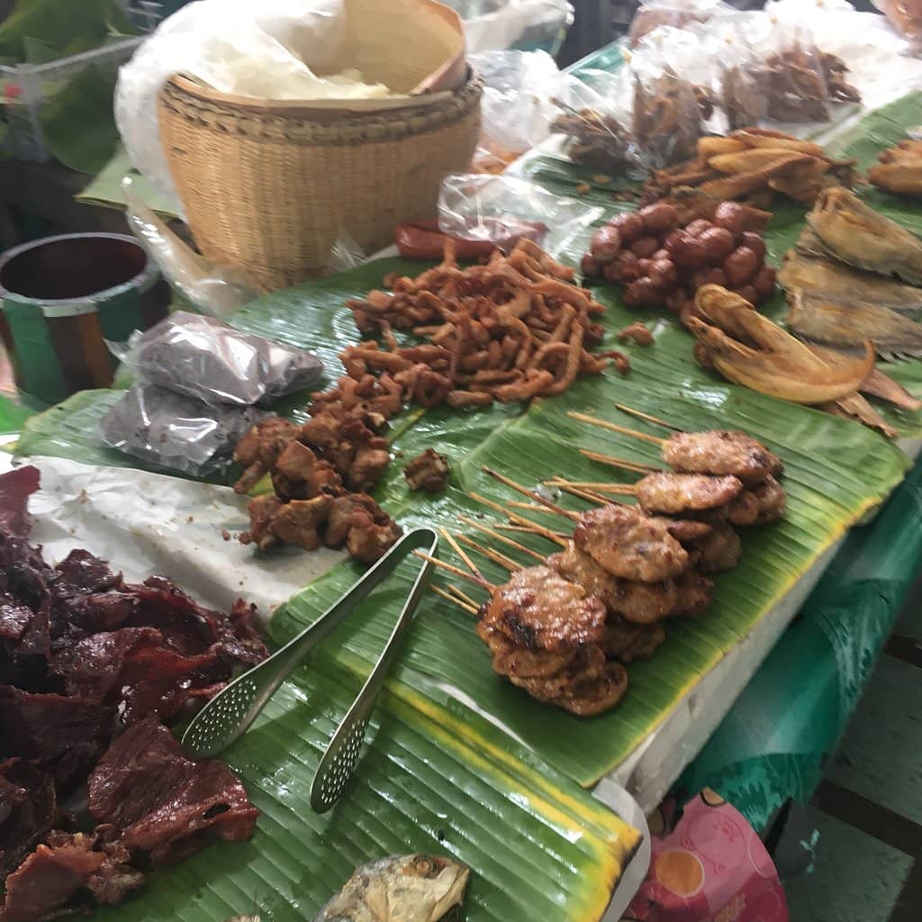 Local Crafts & Accessories