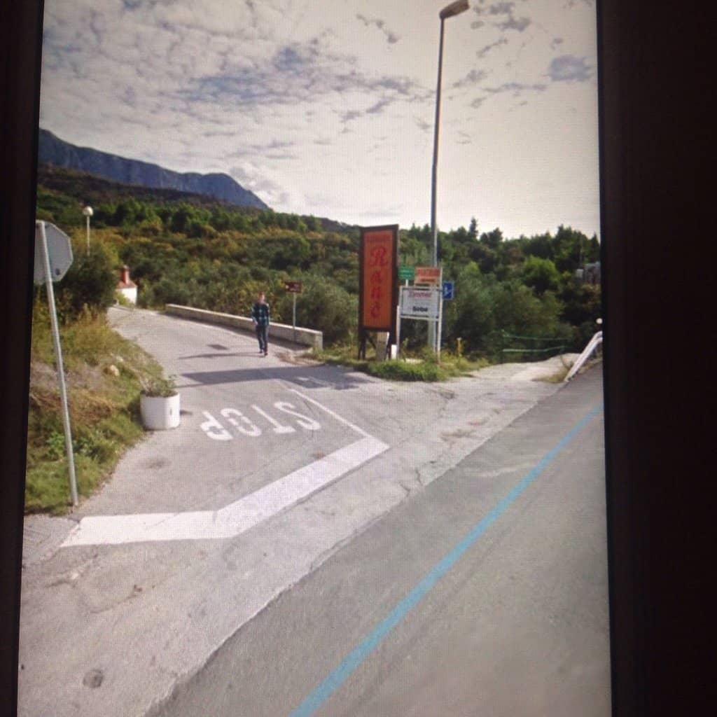 Scenic Promenade Stroll