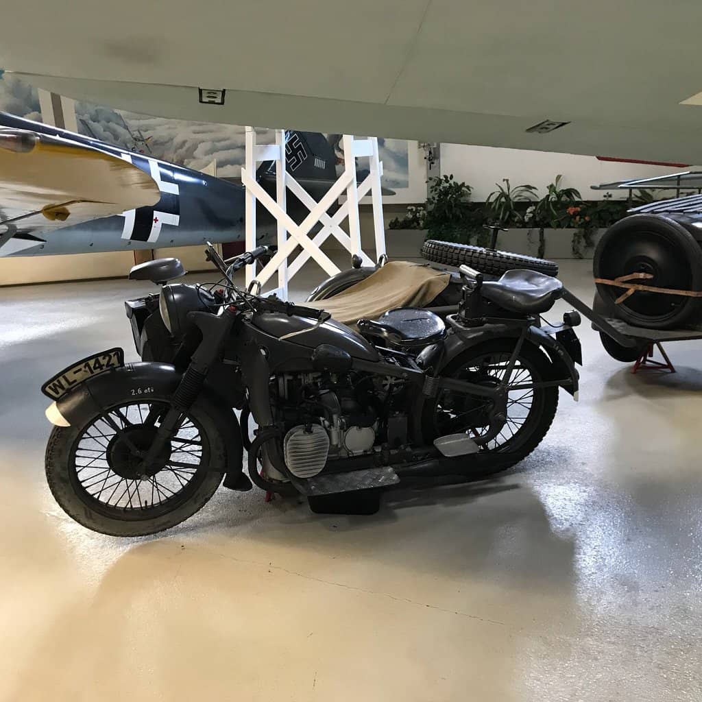 Iconic Warplanes