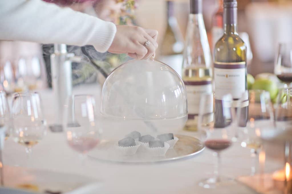 10Below Icewine Lounge