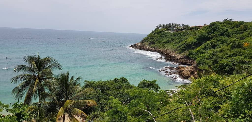 Turquoise Waters & Gentle Waves