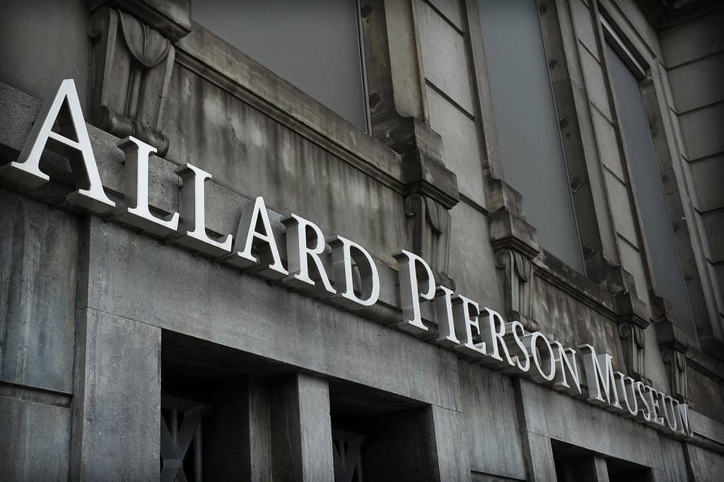 Egyptian Mummies & Coffin Lids