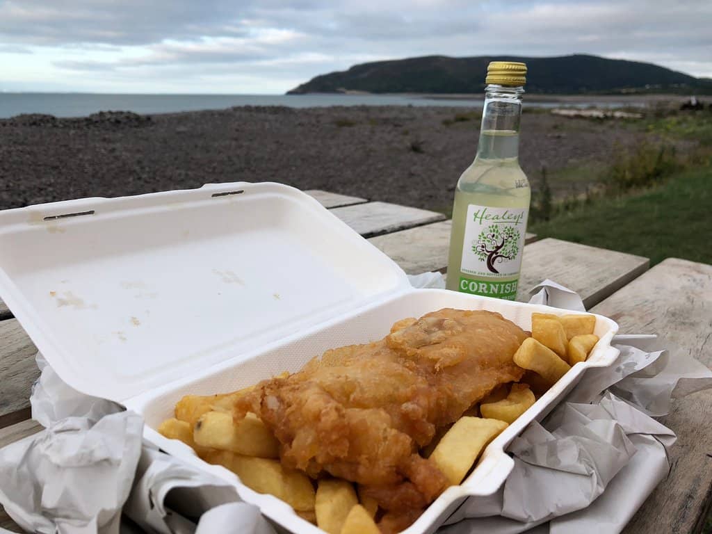 Cozy Atmosphere & Art