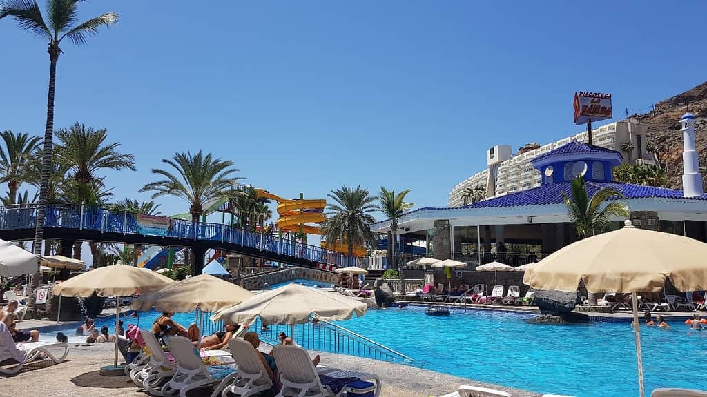 Large Swimming Pools