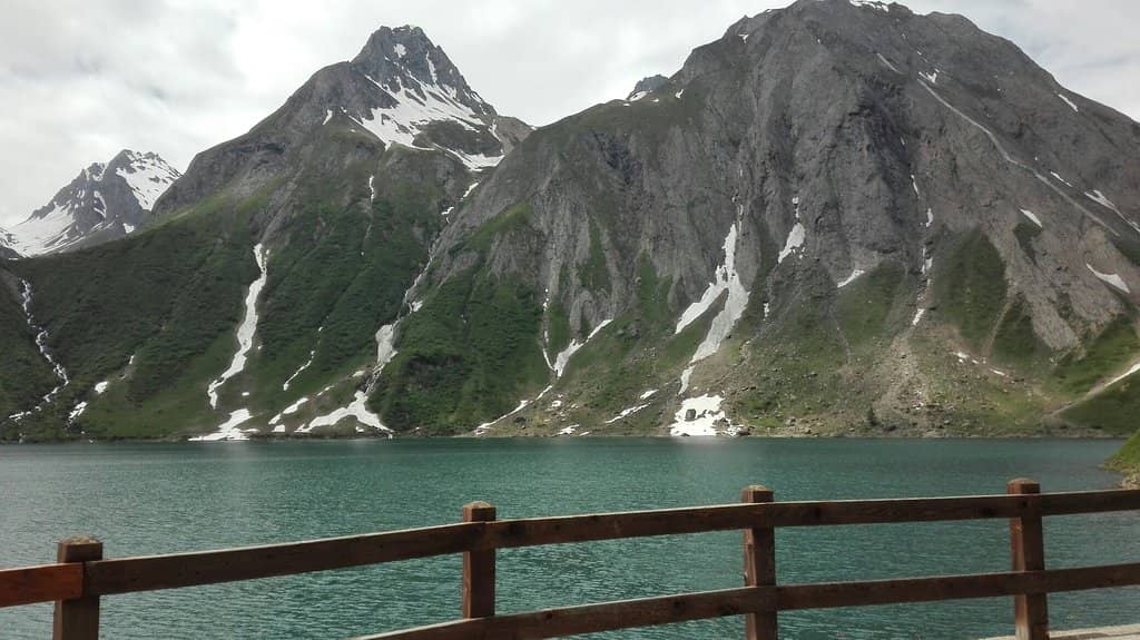 Surrounding Hiking Trails