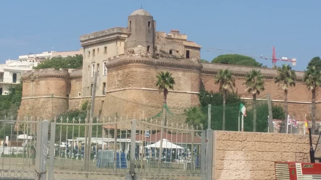 Fontana Vecchia Epocha Romana