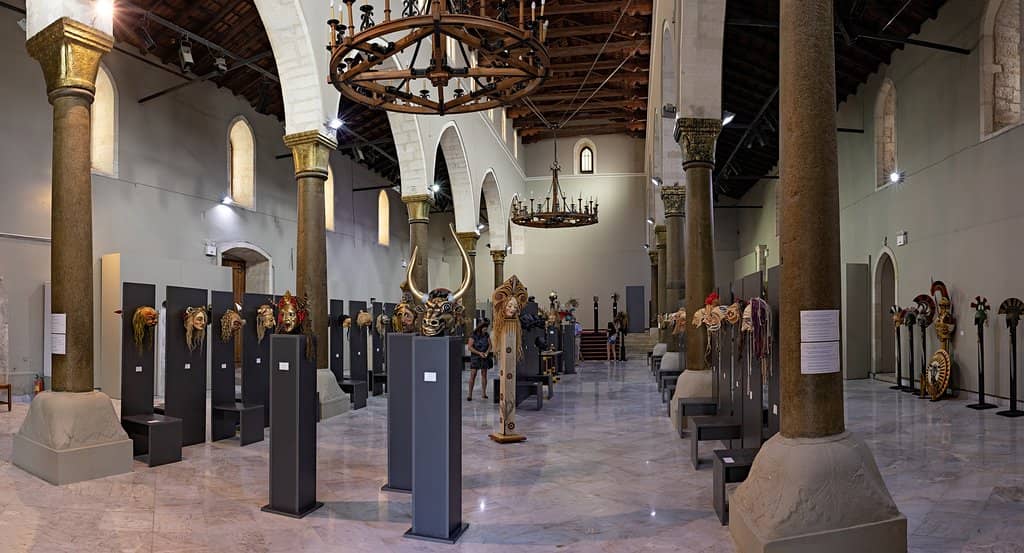 Rotating Art Exhibitions
