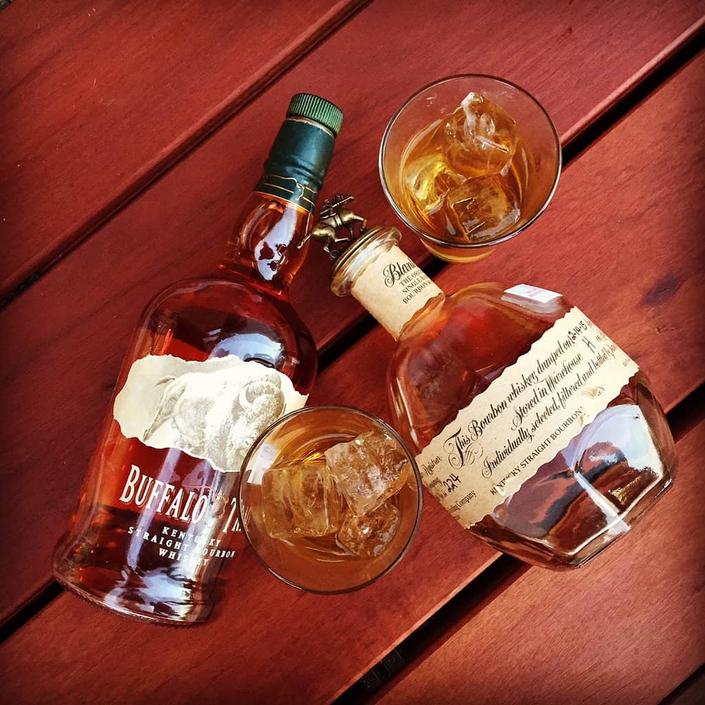 Cozy Ambiance with Picturesque Views