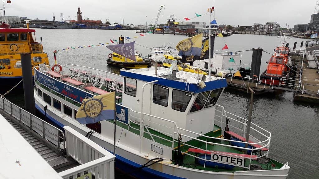 Elbe River Ship Watching
