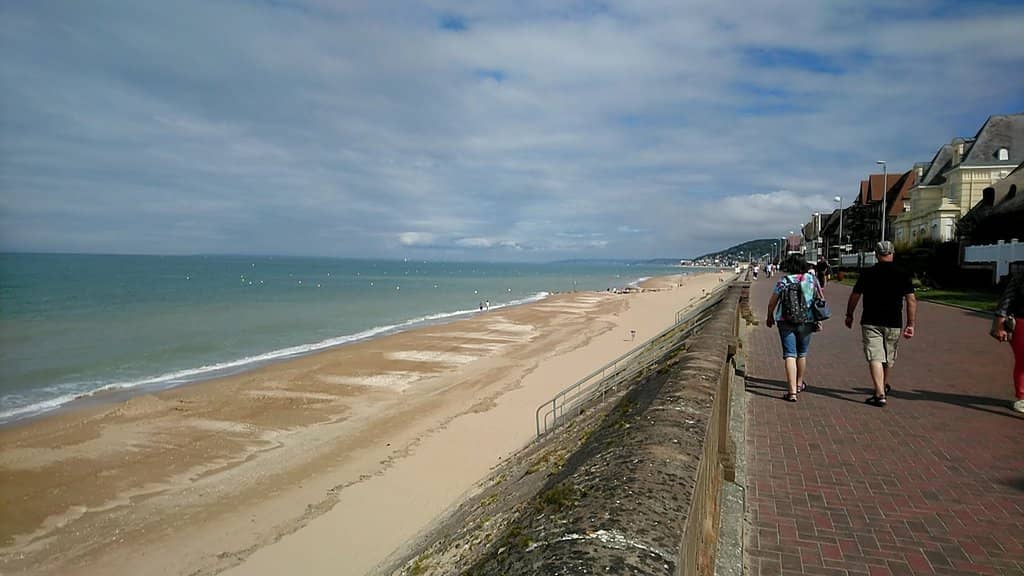 Architectural Stroll