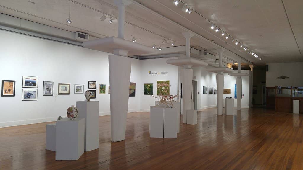 Kids' Art Club