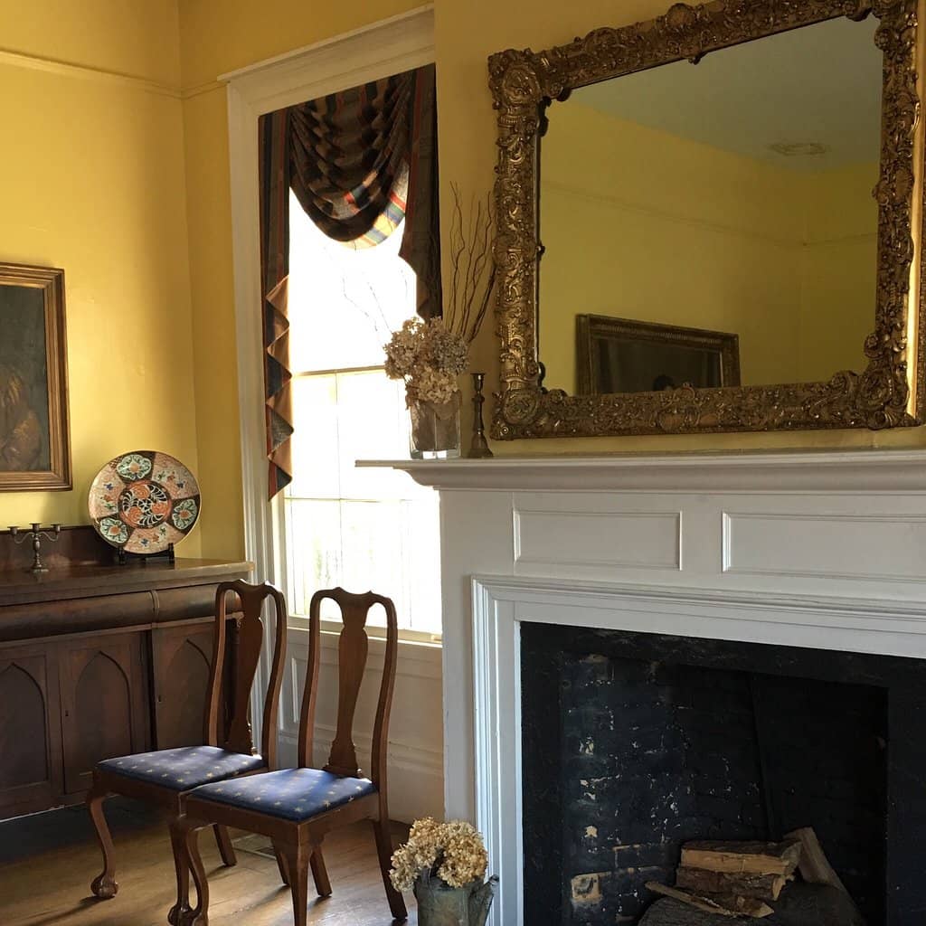 Rotating Art Exhibitions