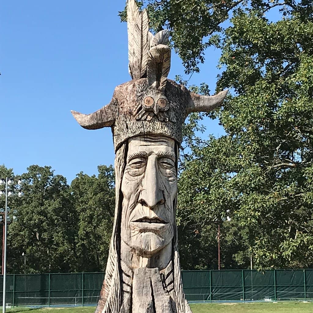Sculptor Peter 'Wolf' Toth