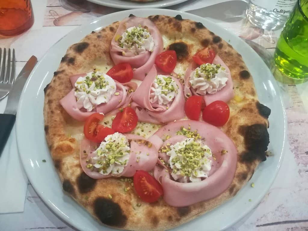 Cozy Neighborhood Gem