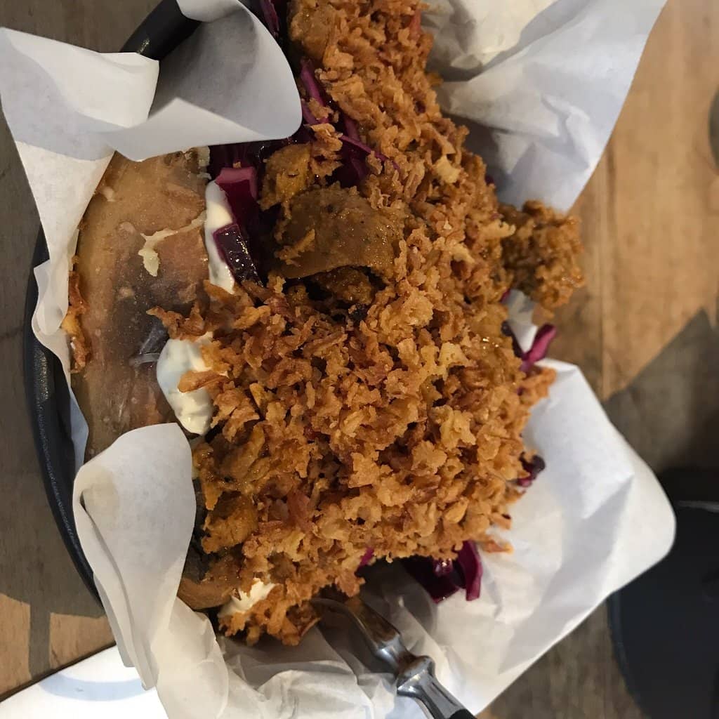 Cozy Atmosphere & Friendly Vibes