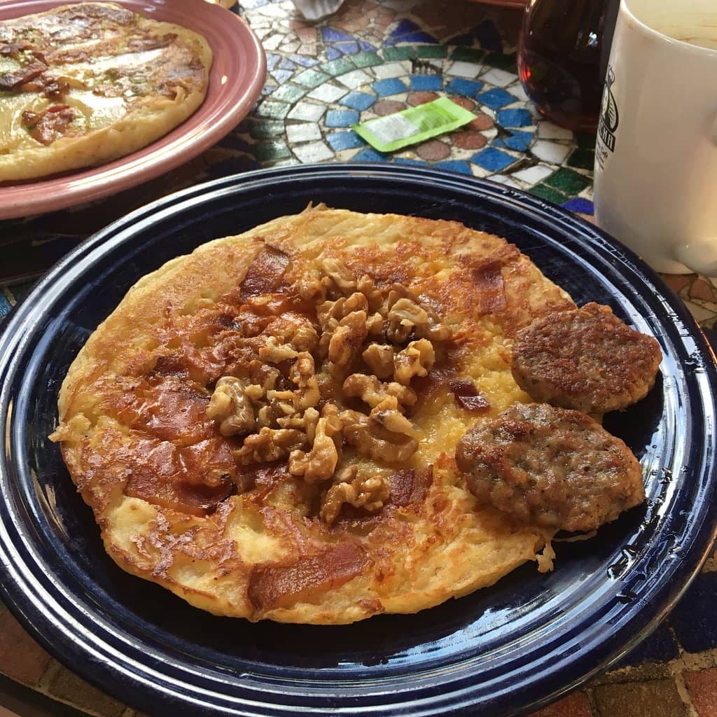 Pancakes with Walnuts