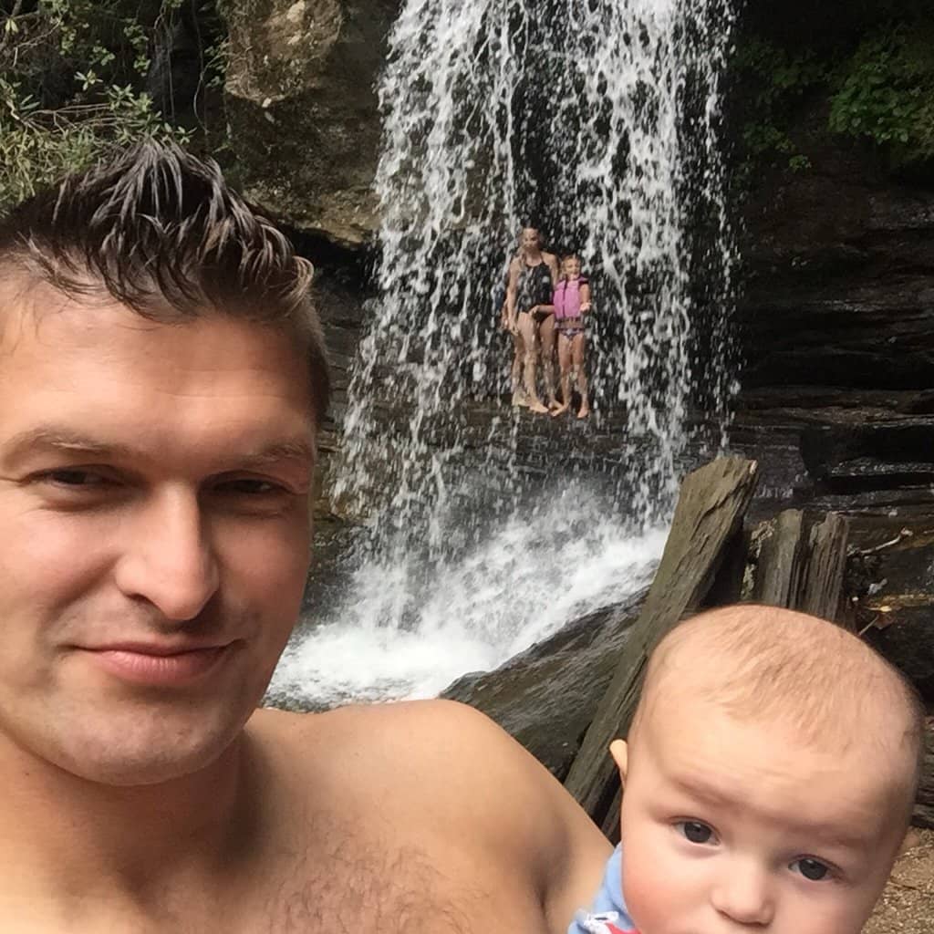 Crystal-Clear Lake Jocassee