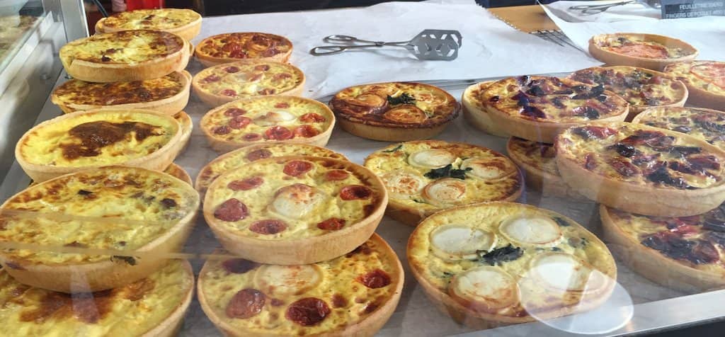 Charming Cafes & Bistros