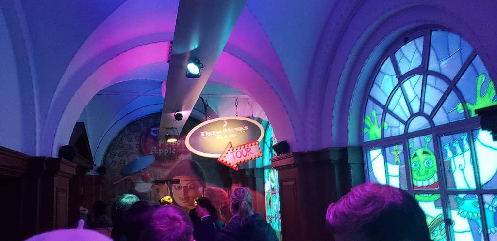 Mirror Maze Mayhem