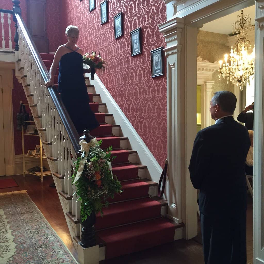 Knowledgeable Guides