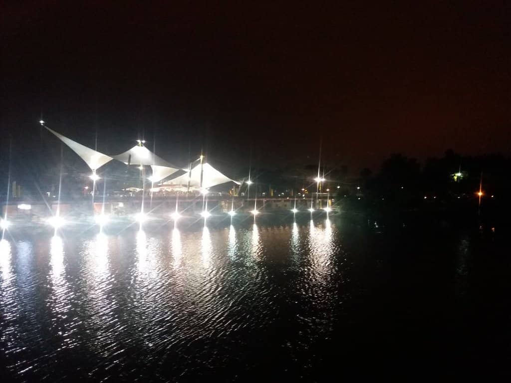 Riverside Promenade