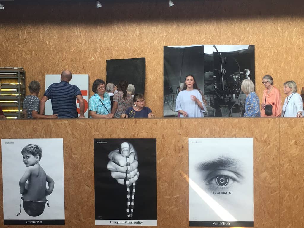 Marina Abramović's 'Cleaning the Mirror'