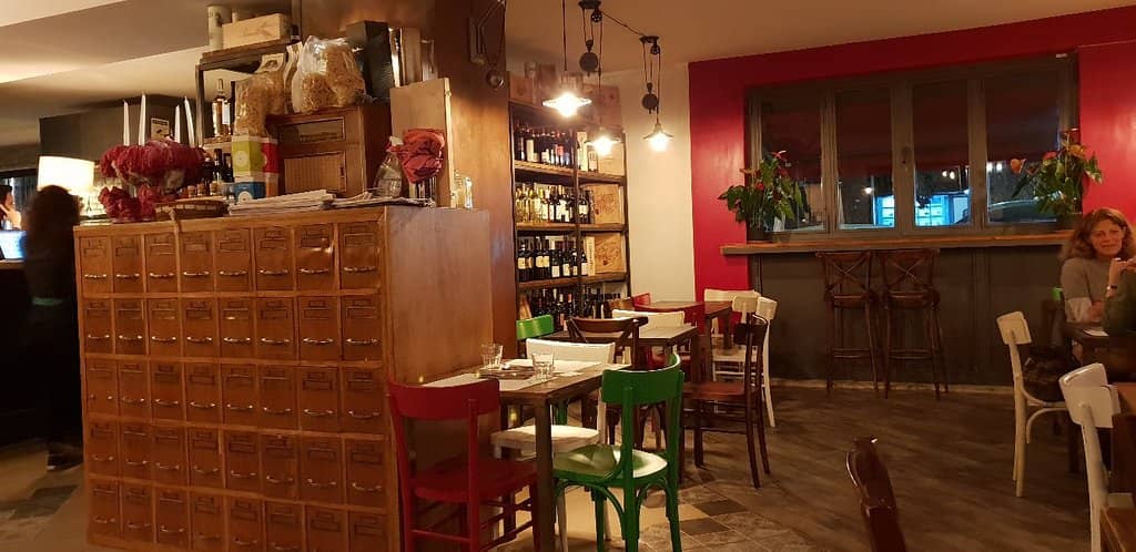 Cozy Atmosphere with Great Beer Selection