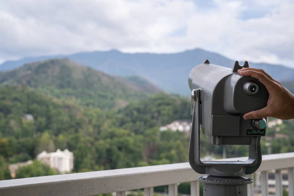 Panoramic Mountain Views