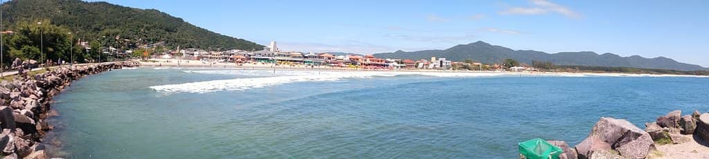 Beachfront Dining