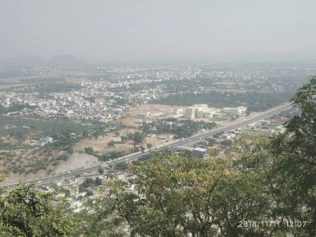 Panoramic Hilltop Views