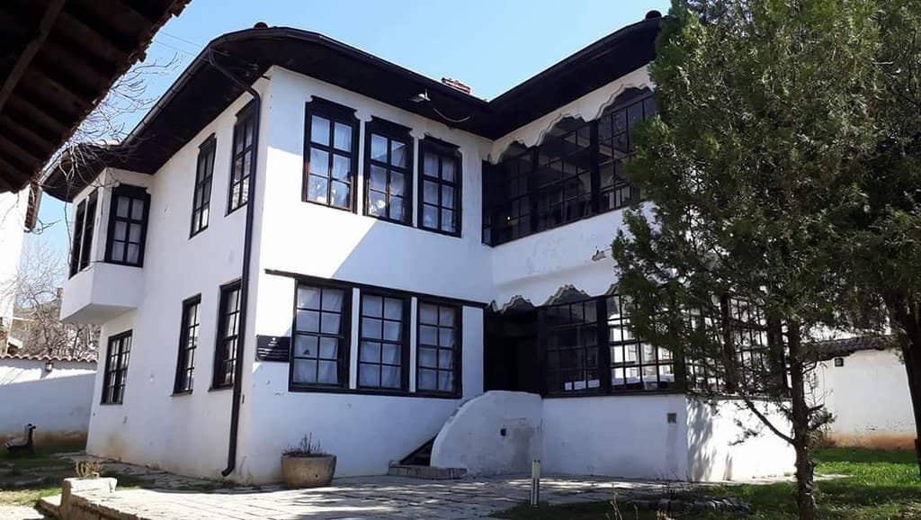 Traditional Architecture