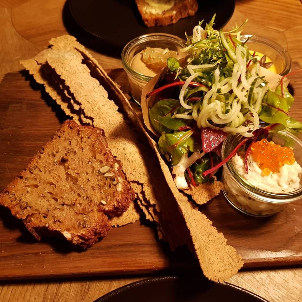 Vibrant Vegetarian & Vegan Options